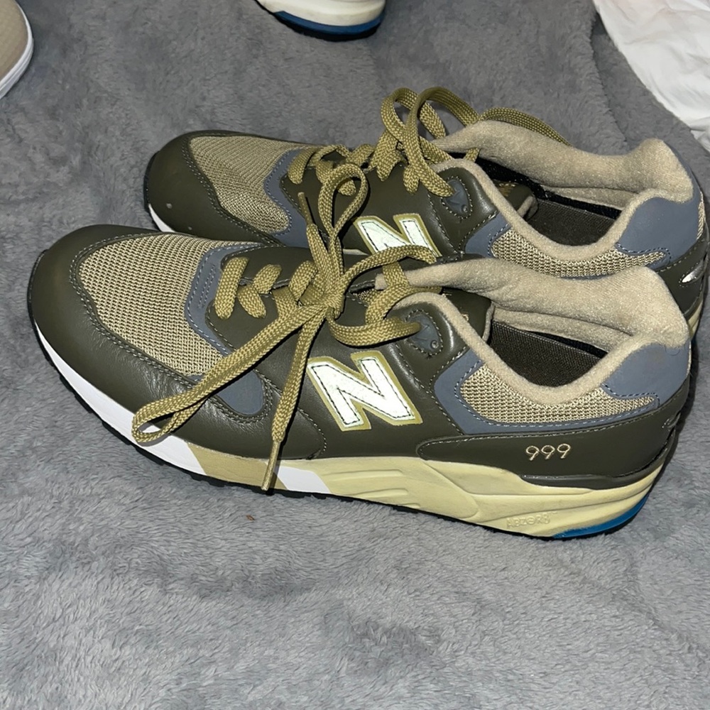 New Balance 999